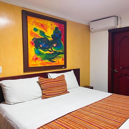 Hotel Luxor Pereira Luaran gambar