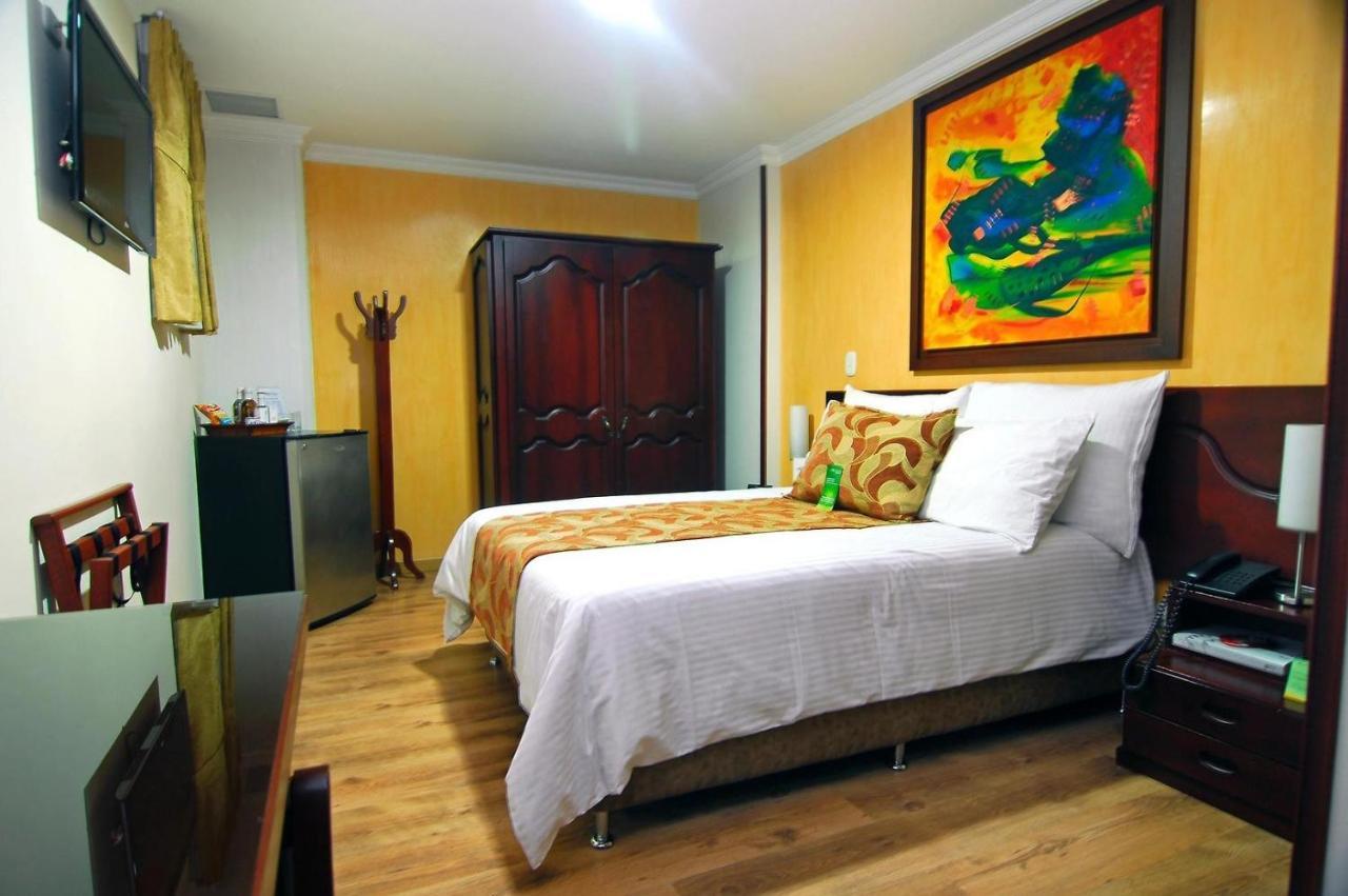Hotel Luxor Pereira Luaran gambar