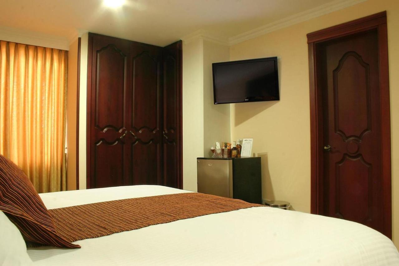 Hotel Luxor Pereira Luaran gambar
