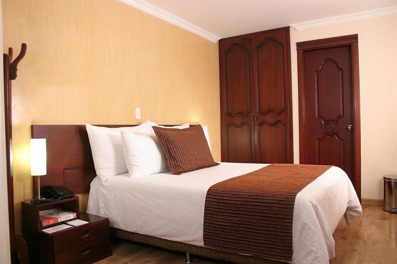 Hotel Luxor Pereira Luaran gambar