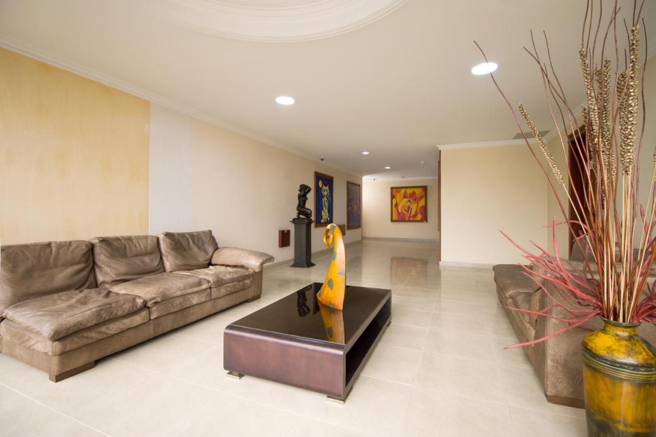 Hotel Luxor Pereira Luaran gambar
