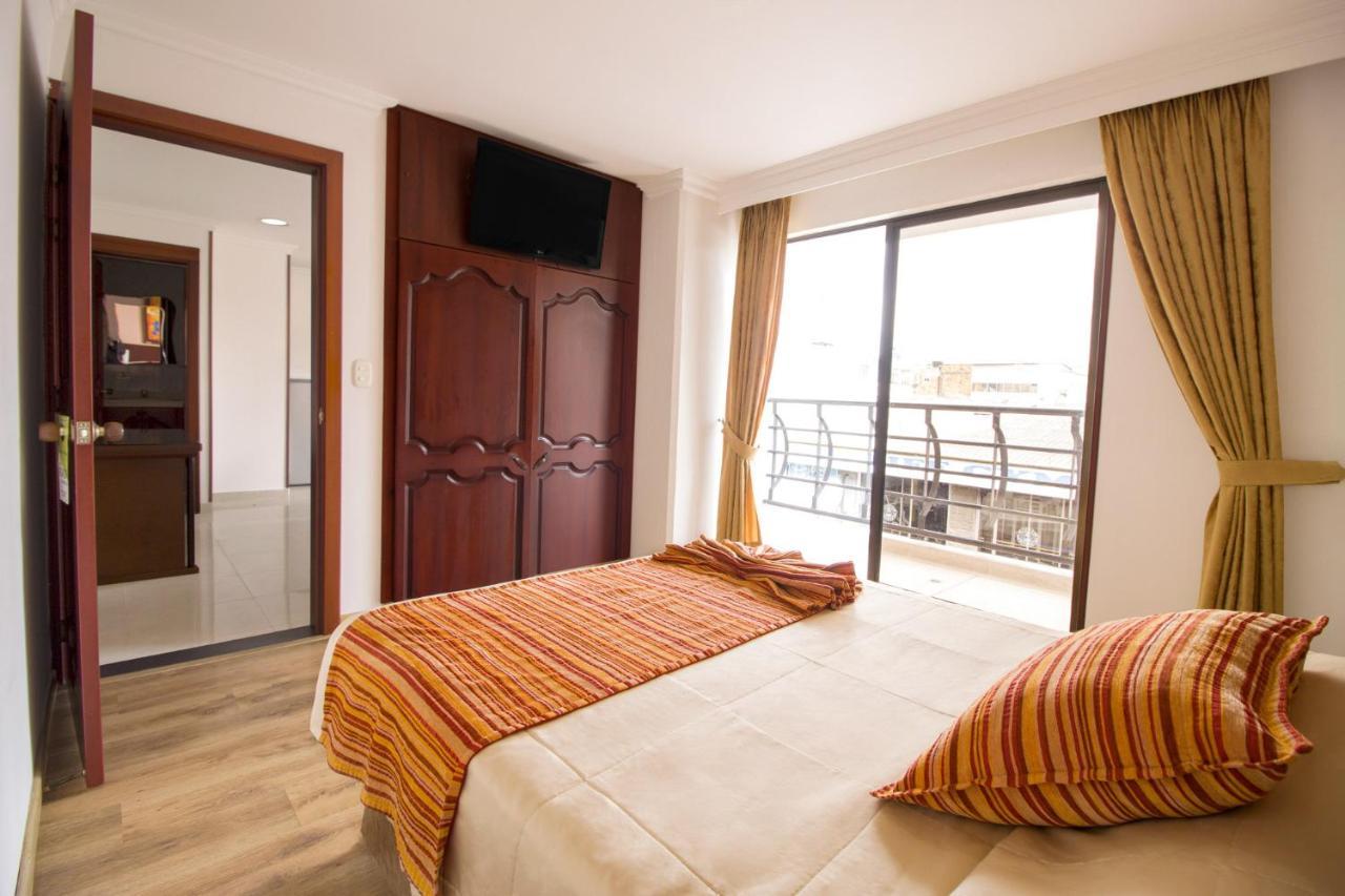 Hotel Luxor Pereira Luaran gambar
