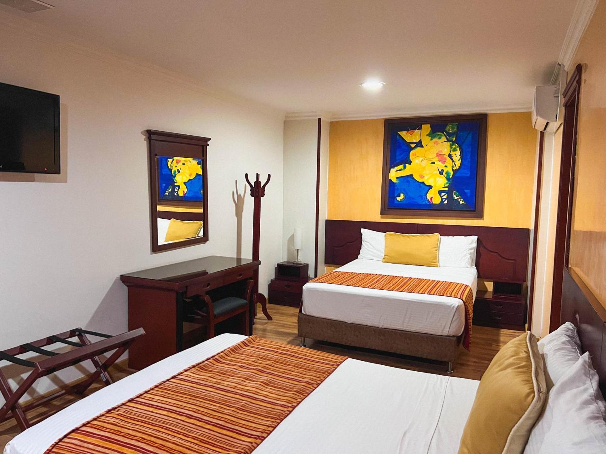 Hotel Luxor Pereira Luaran gambar