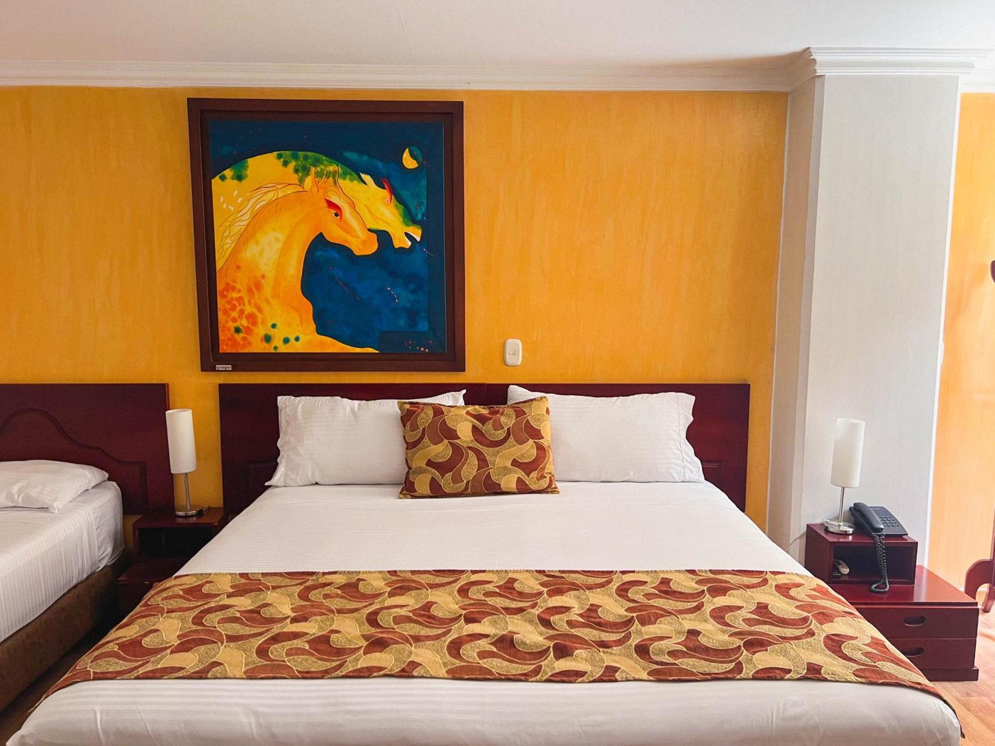 Hotel Luxor Pereira Luaran gambar