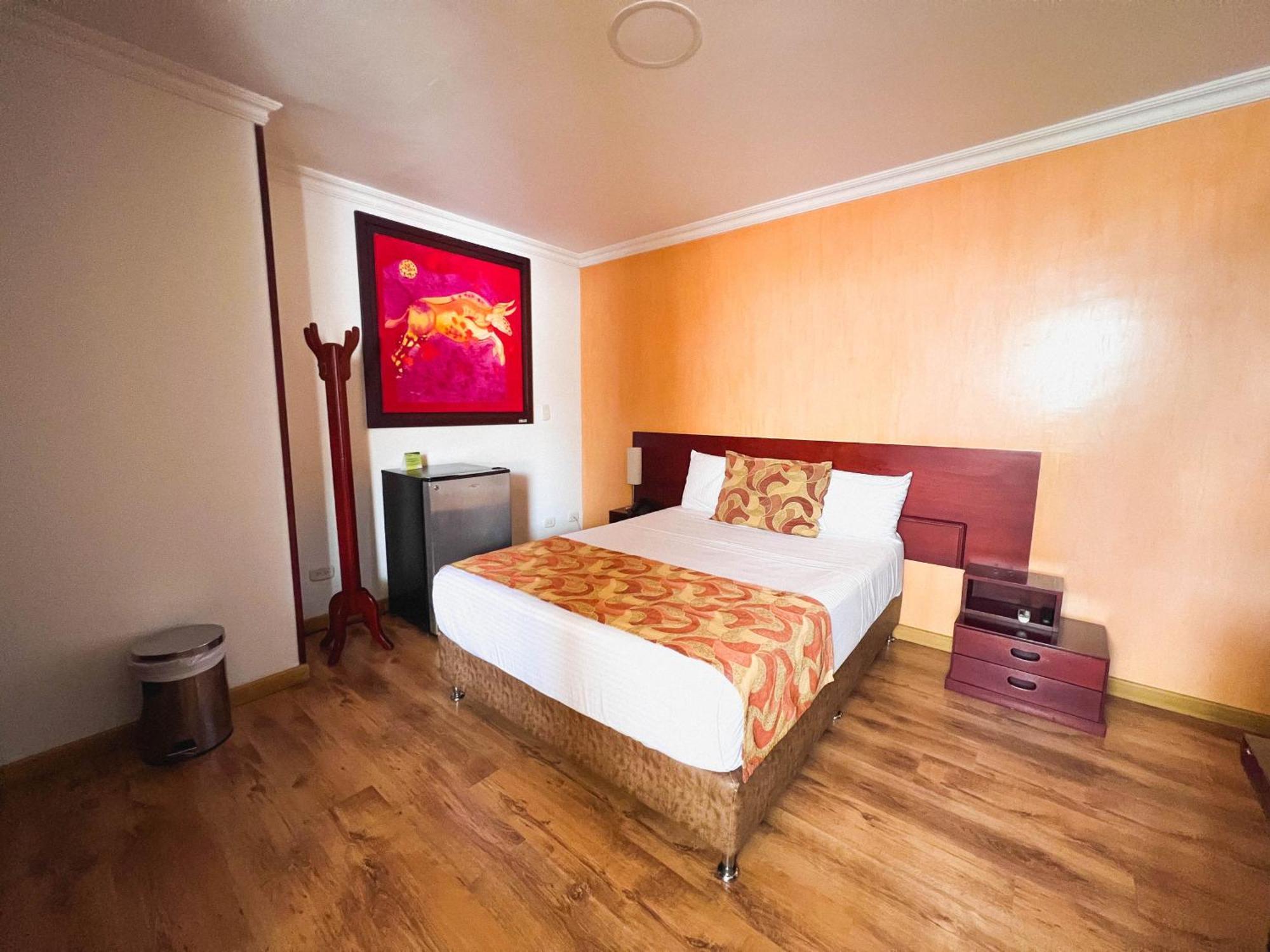 Hotel Luxor Pereira Luaran gambar